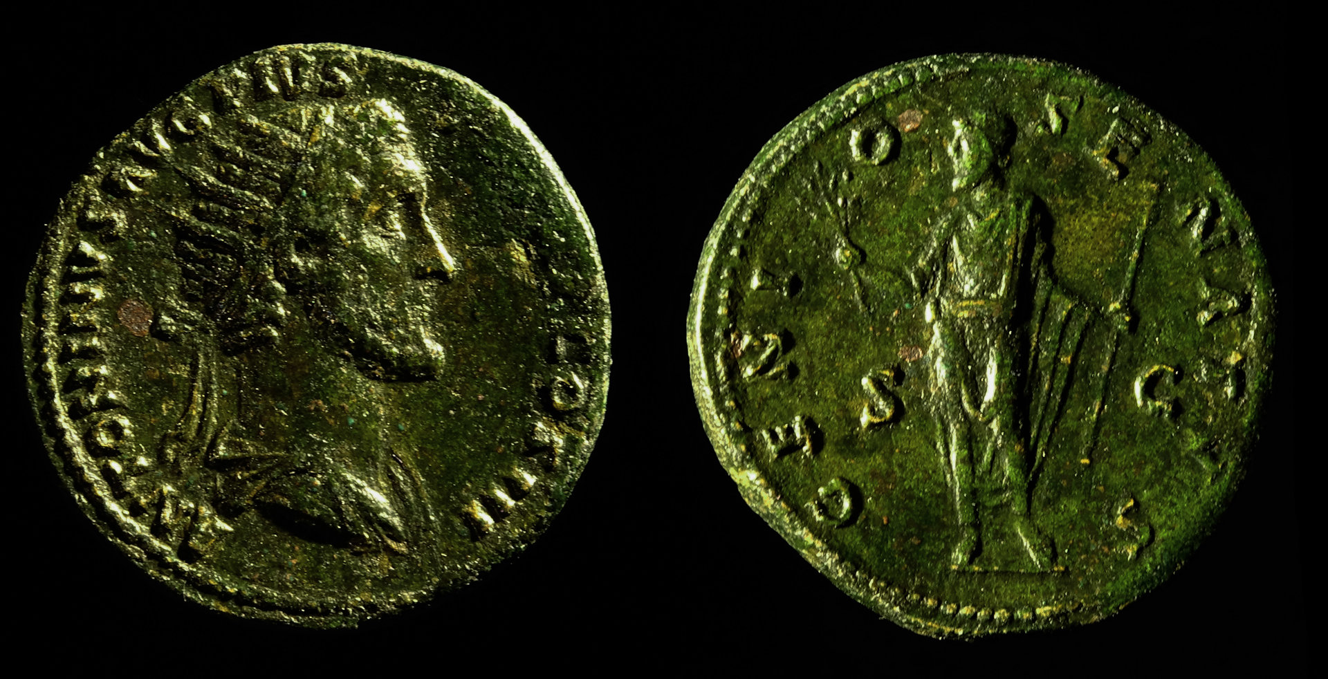 III Antoninus Pius 0660 Genio Senatus dupondius draped 7-1128.jpg