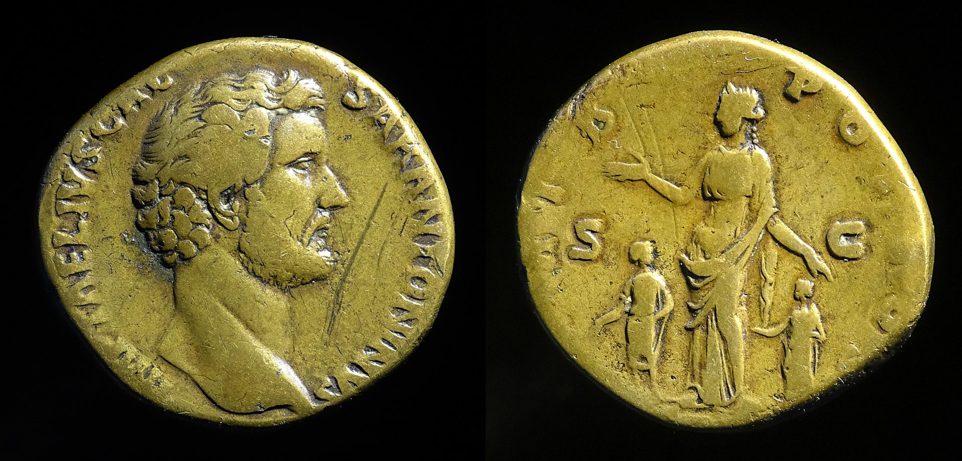 III Antoninus Pius H1085 Pietas children 7-0710 edited.jpg