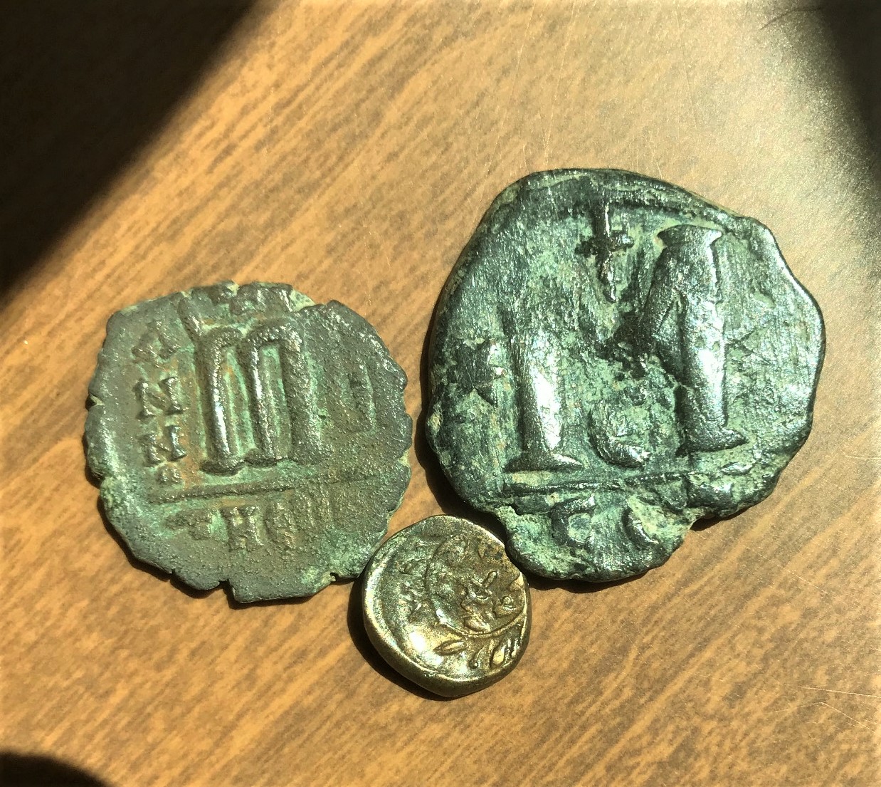 IMG_0878[3304] 3 byzantines flea market reverses.jpg