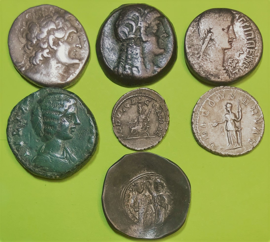 IMG_1358[5330]Mothers' Day Coins.jpg