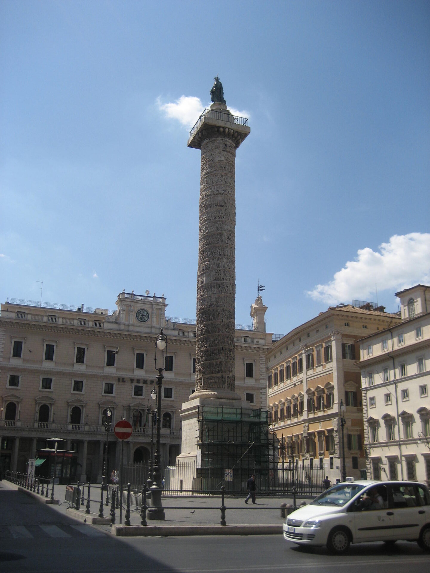 IMG_1402 Trajans Column Rome 2008.JPG