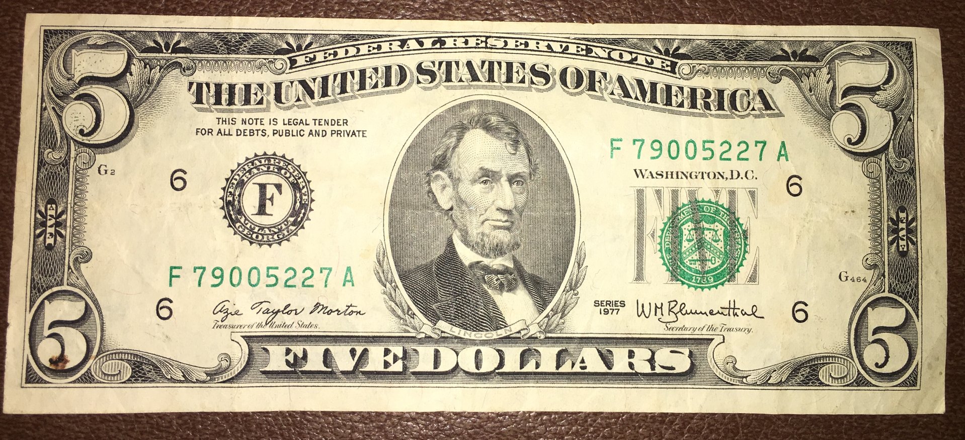Сколько 48 долларов. Купюра 5 долларов США 1988 года. 5 Долларовая купюра. 5 Долларов США 1988 года. Ноль долларов.