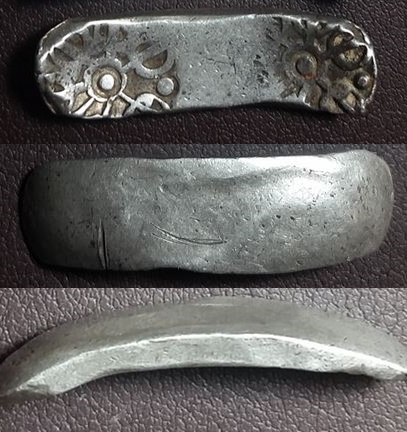 India Gandahara AR Bent Bar 11.3g  650-600 BCE RARE two dots - also have on BOTH sides VERY RARE.jpg