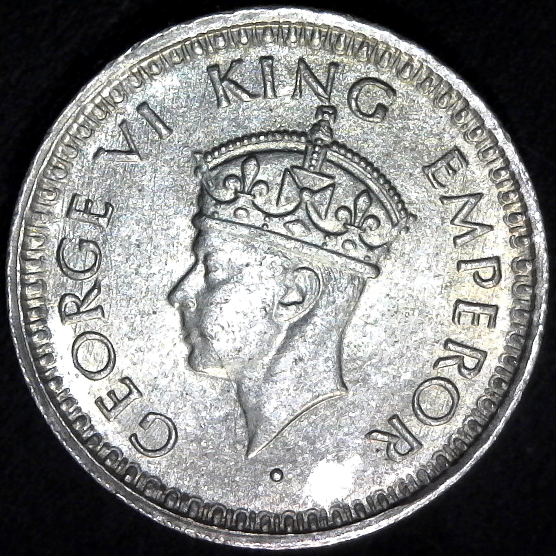 India Qtr Rupee B 1943 obv.jpg