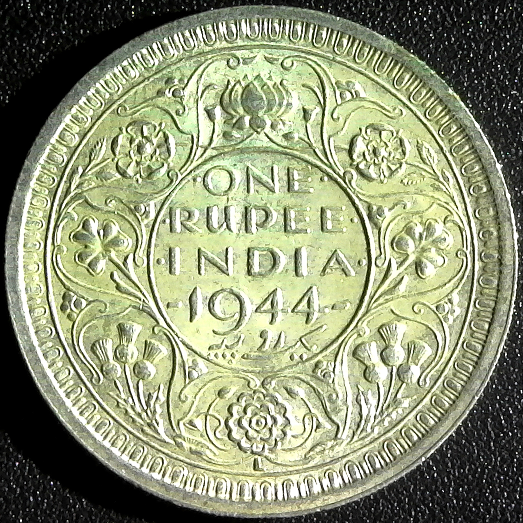 India Rupee 1944 obv.jpg
