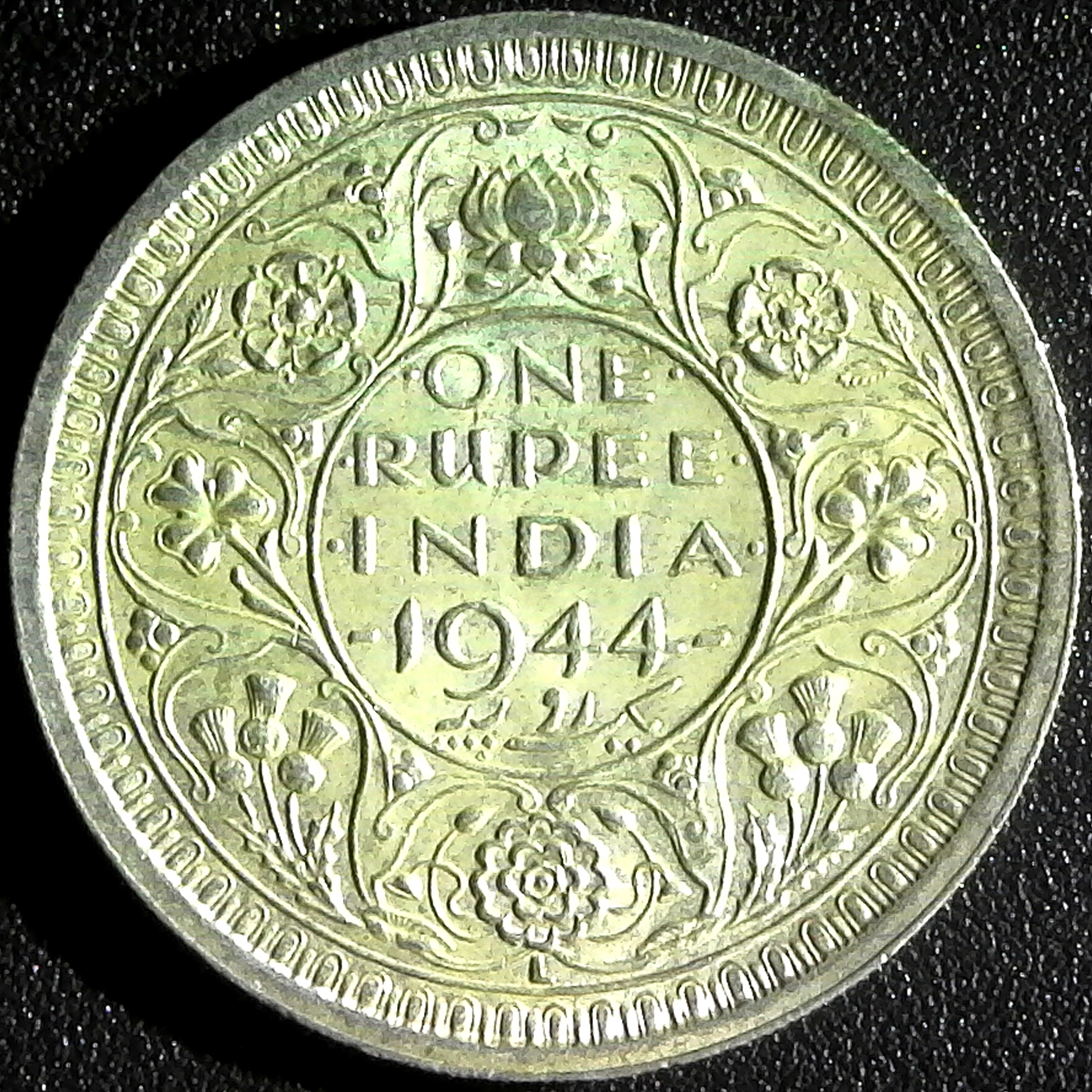 India Rupee 1944 obv.jpg