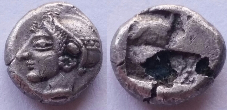 Ionia phokaia obol female head archaic.jpg
