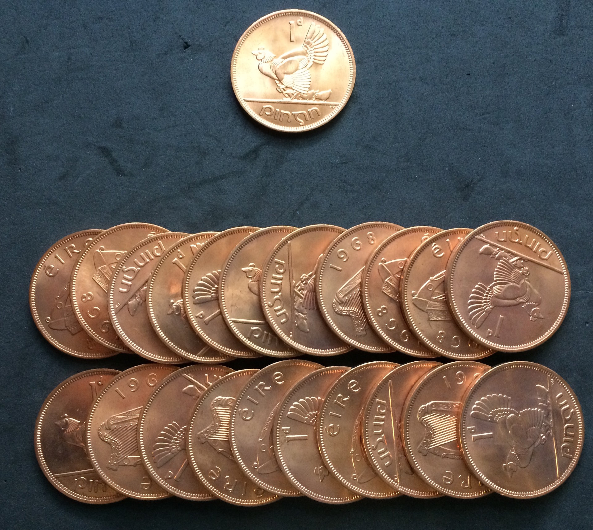 Ireland - 1968 Penny Roll.jpg