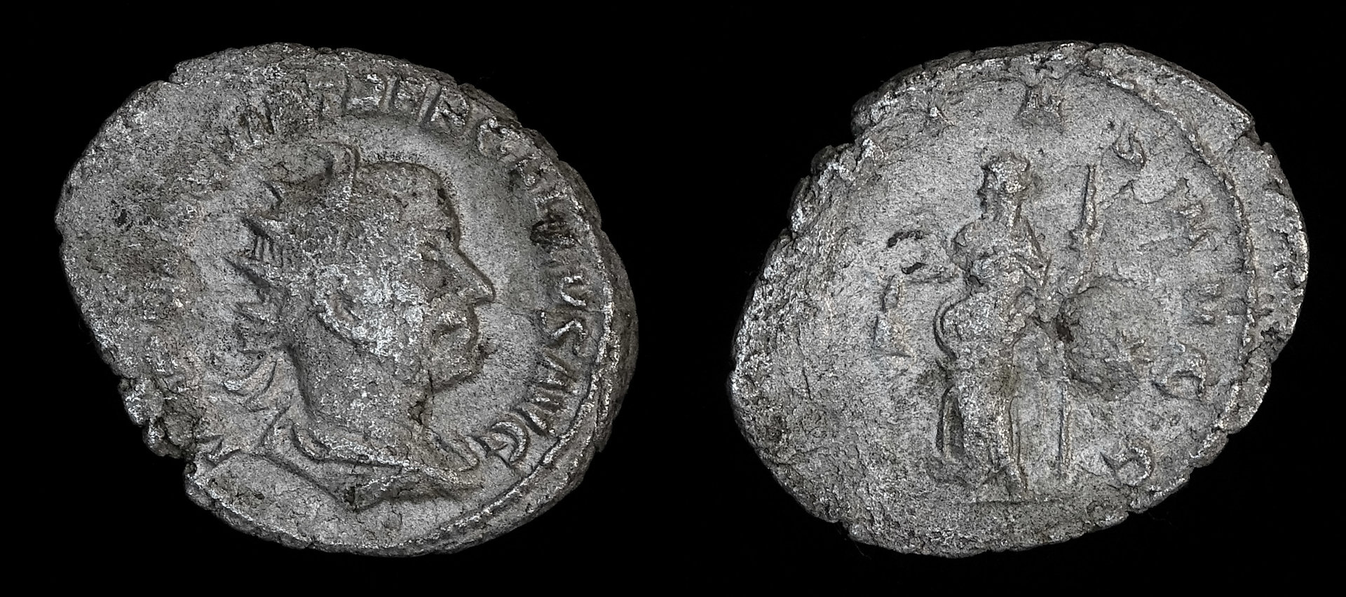 IV-III Trebonianus Gallus 0038 Libertas 9-0078 cleaned.jpg