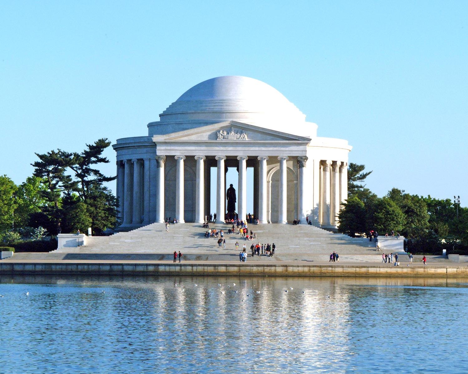 Jefferson_Memorial_Factbook.jpg