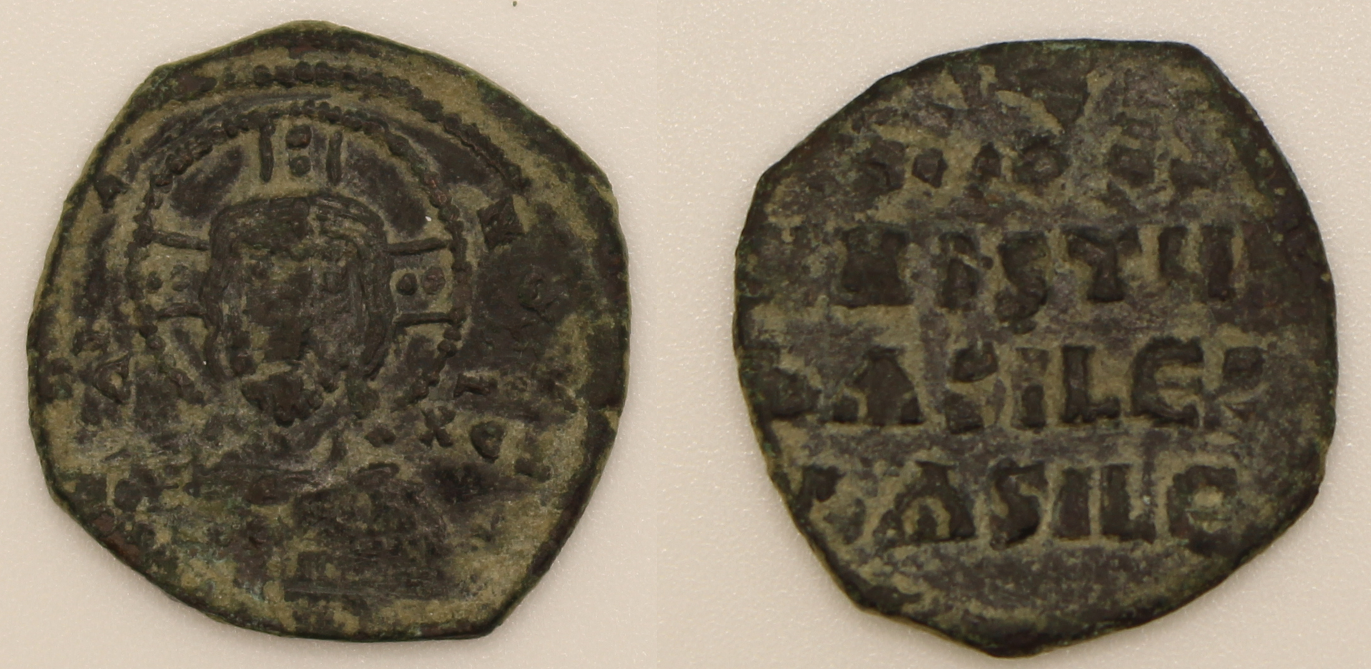 John Tzmiskes Follis.png