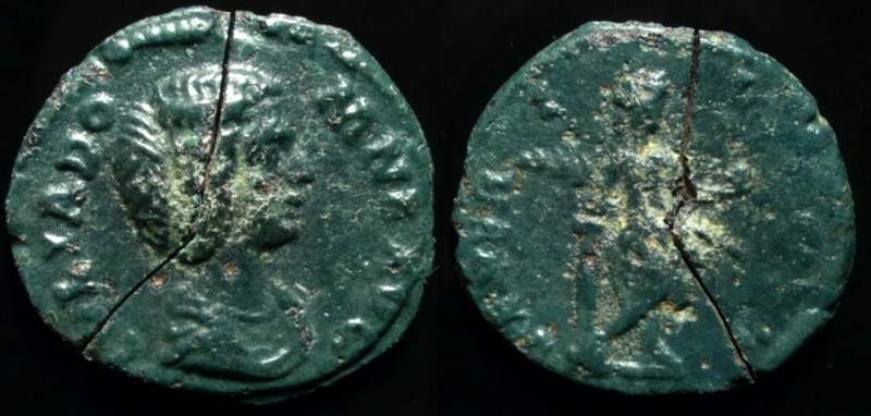 Julia Domna 8.jpg