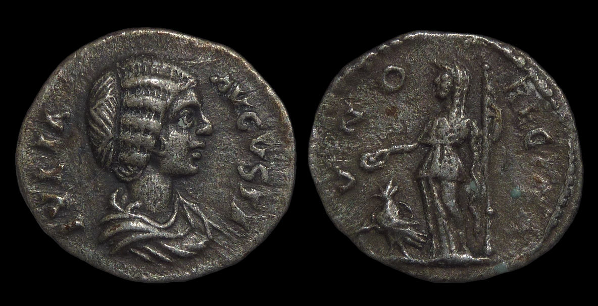 Julia Domna - Den Juno Cockerel ex AK 2566.jpg