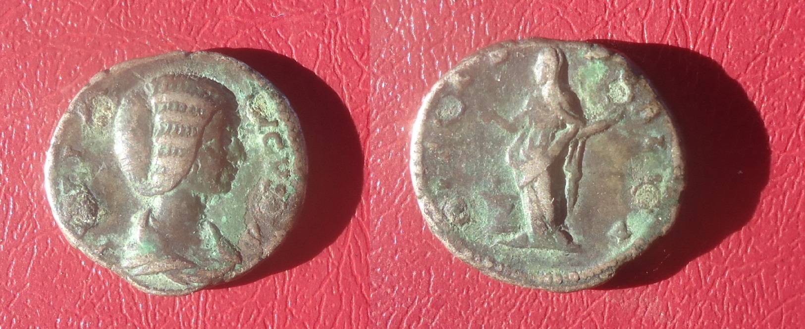 Julia Domna  - Den. Pietas RIC 574 Lot Apr 2021 (0).jpg