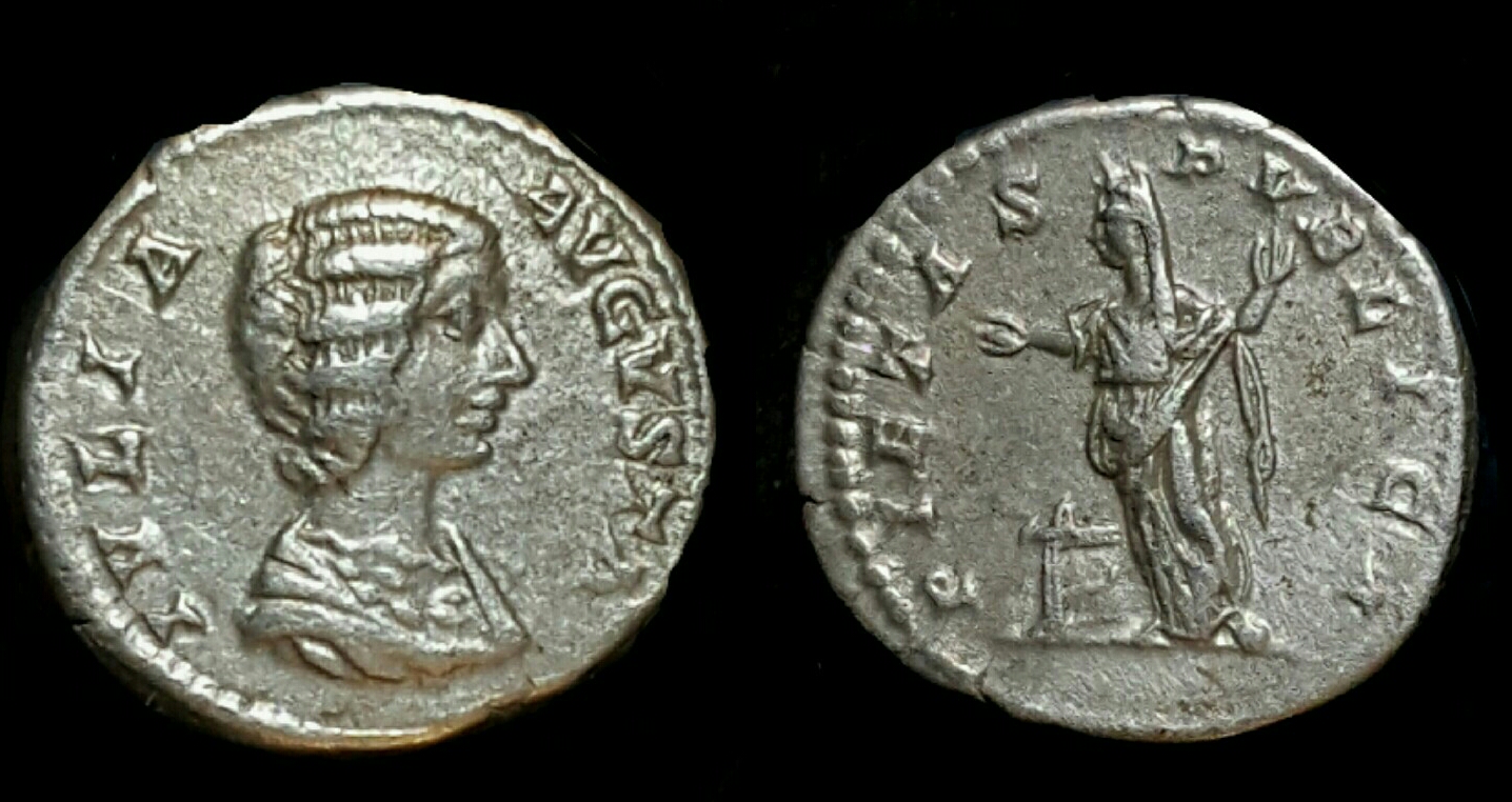 Julia Domna-Pietas[RIC 574].jpg