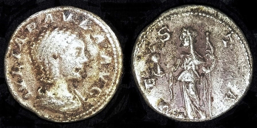 Julia Paula Vesta Denarius.jpg