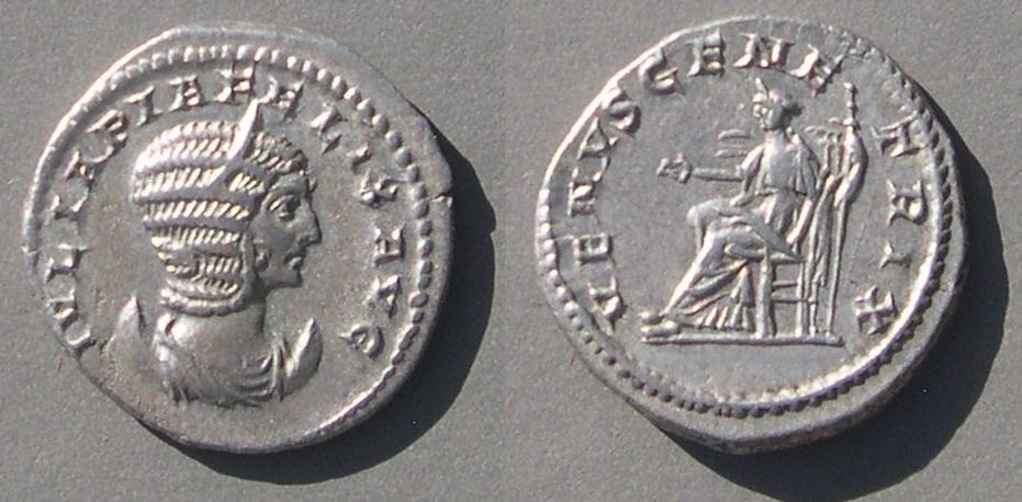 JuliaDomna1VENVSGENETRIXsr7098n9623.jpg