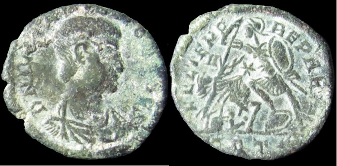 JULIAN II Aquieleia RIC VIII 218 Scarce.jpg