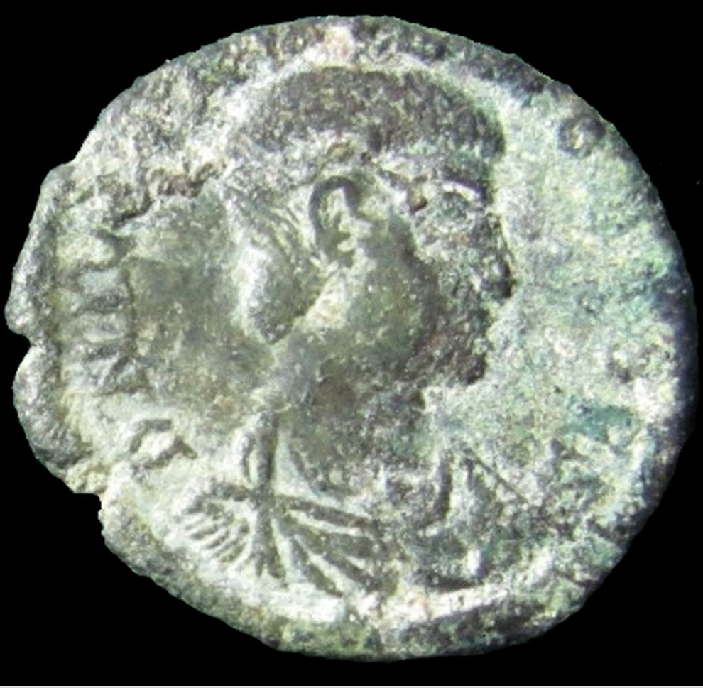 JULIAN II Aquieleia RIC VIII 218 Scarce (O).jpg