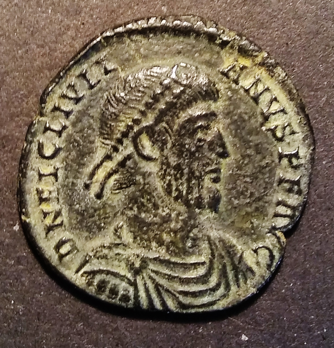 Julian II bull Obv 2.jpg