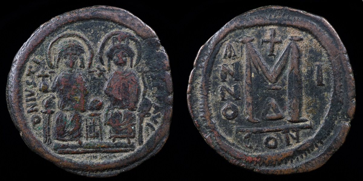 Justin II Follis 1a.jpg