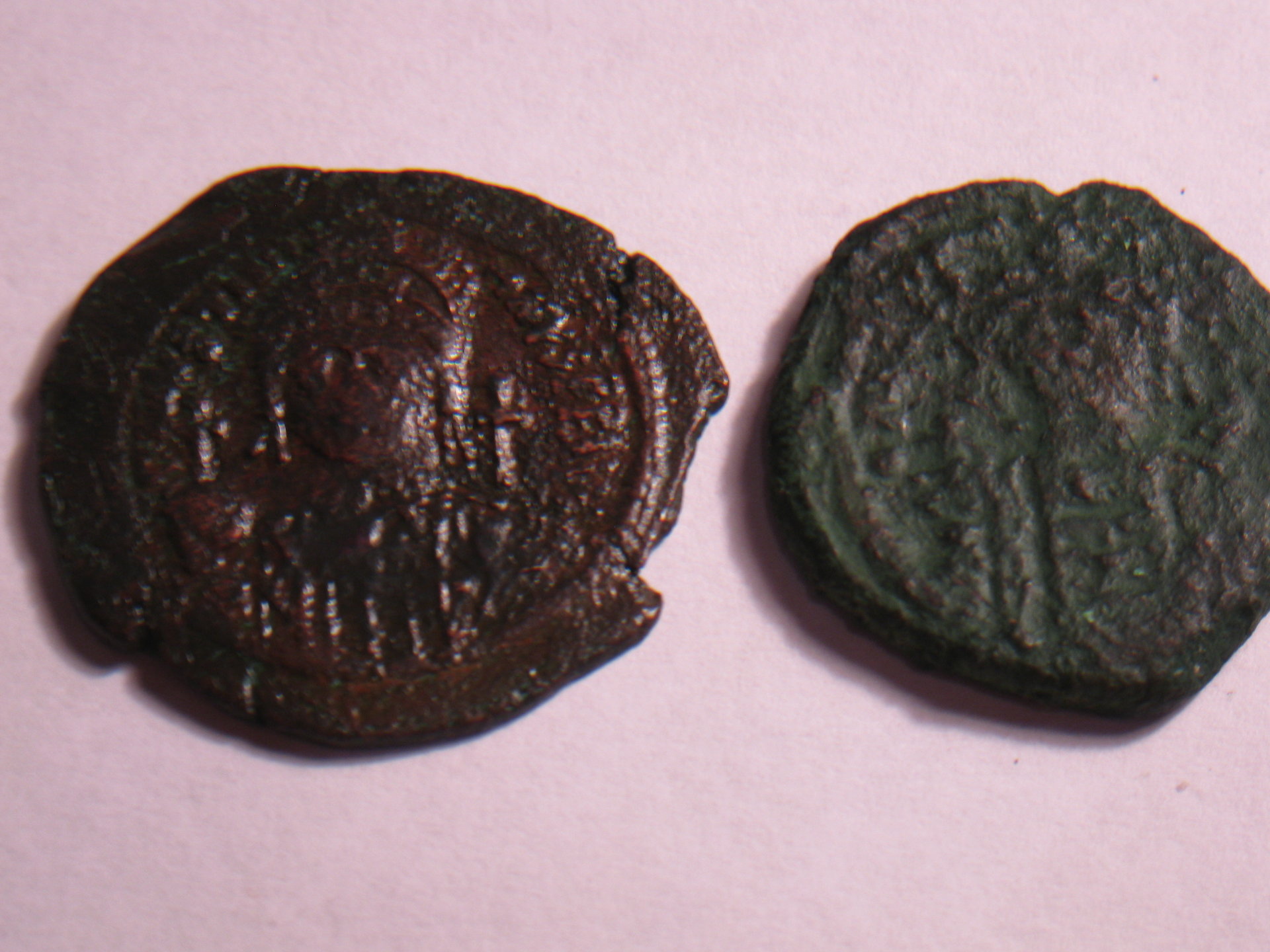 Justinain l half and Maruce Tiberius follis 002.JPG