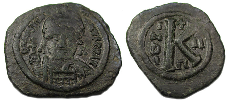 Justinian half follis Perugia 1.jpg