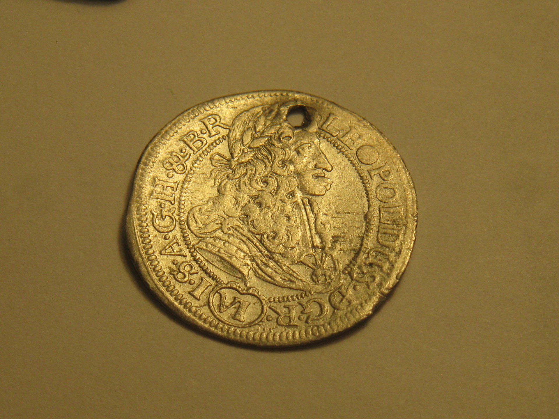 Justinian l leopold 6 kreuzter punic tainit 003.JPG
