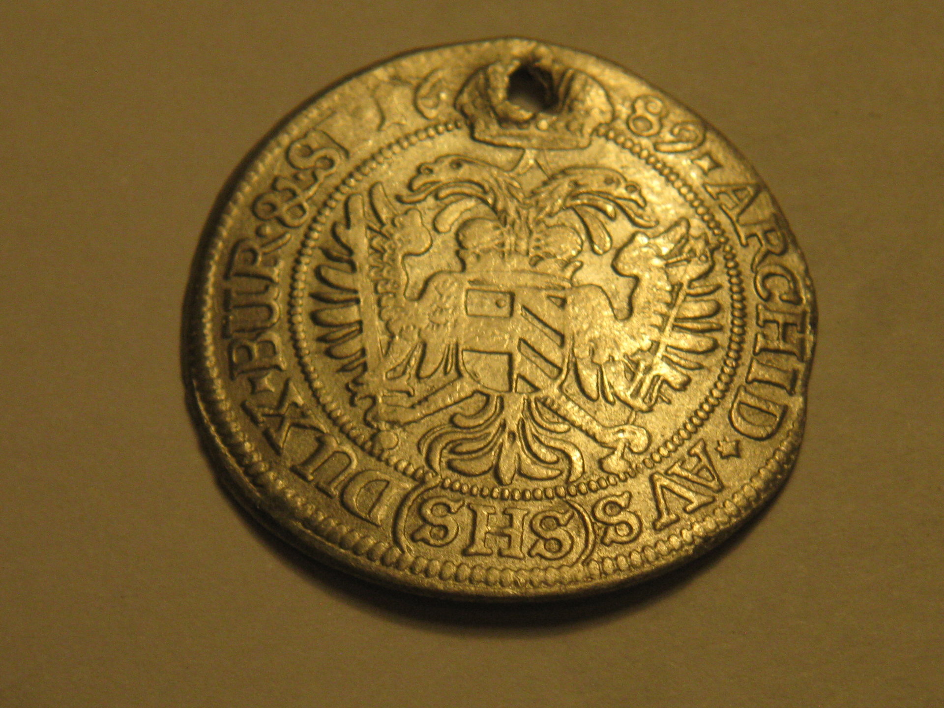 Justinian l leopold 6 kreuzter punic tainit 005.JPG
