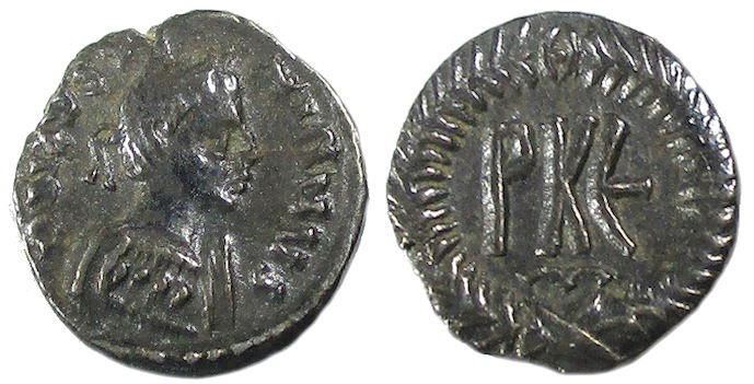 Justinian PKE Siliqua Ravenna.jpg