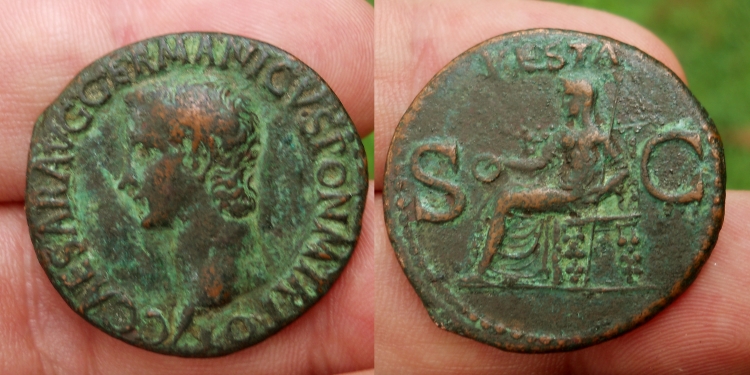 JWT 150 Caligula Vesta.jpg