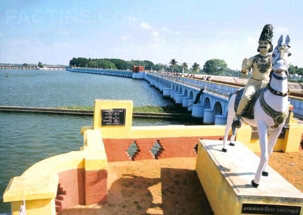 Kallanai2_ce.jpg