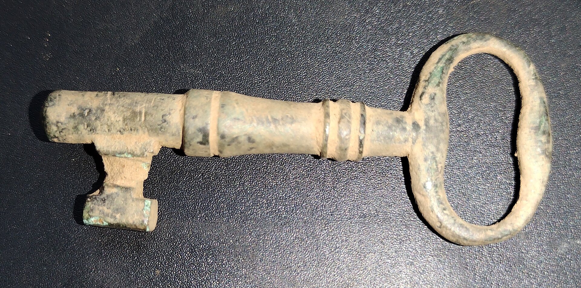 Keypic1.jpg