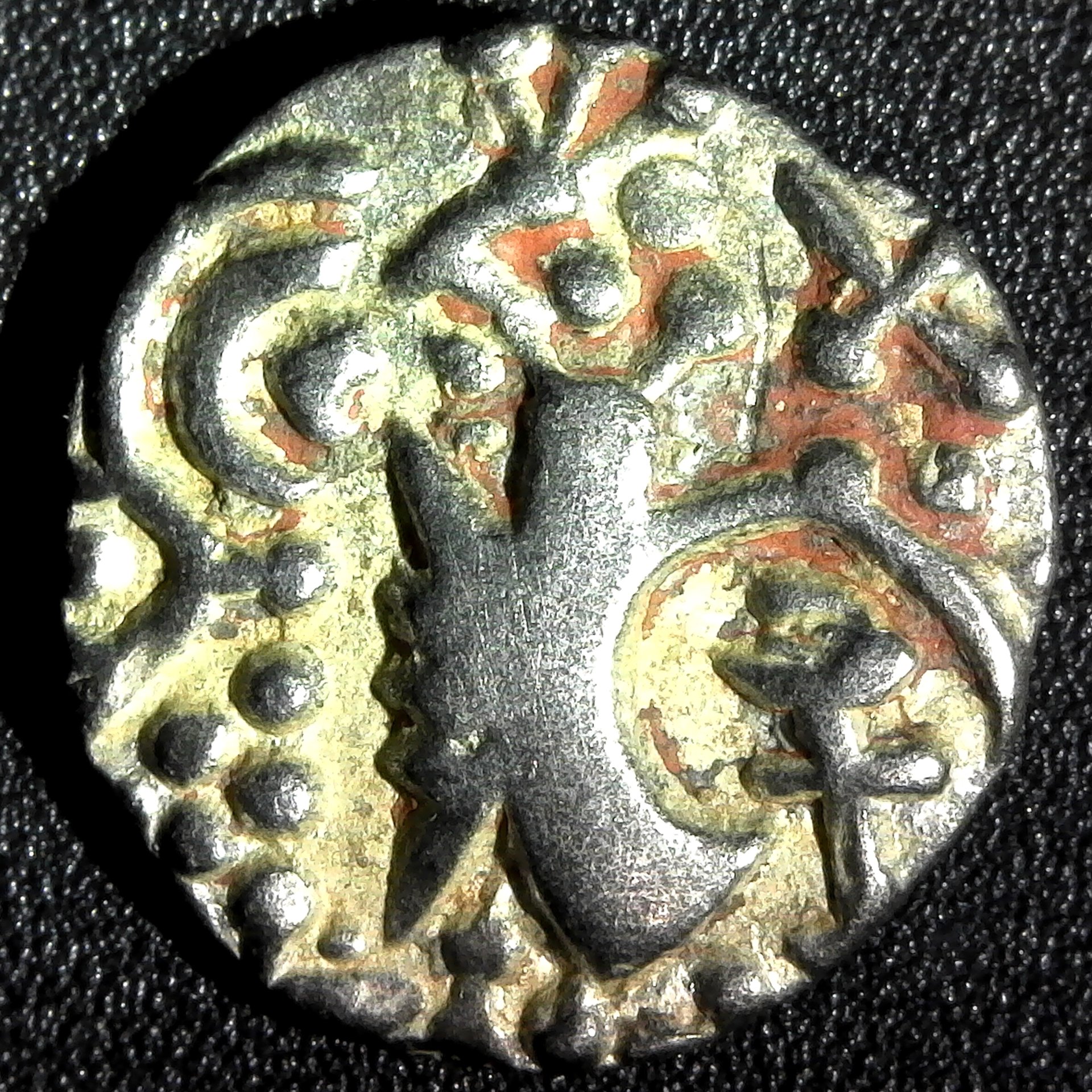 KIDARITE, Yasovarman, 5th c. AD, stater, Jammu and Kashmir region MA3649 obv.jpg