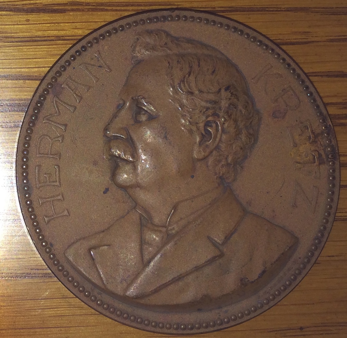 Kretz medal obverse.jpg