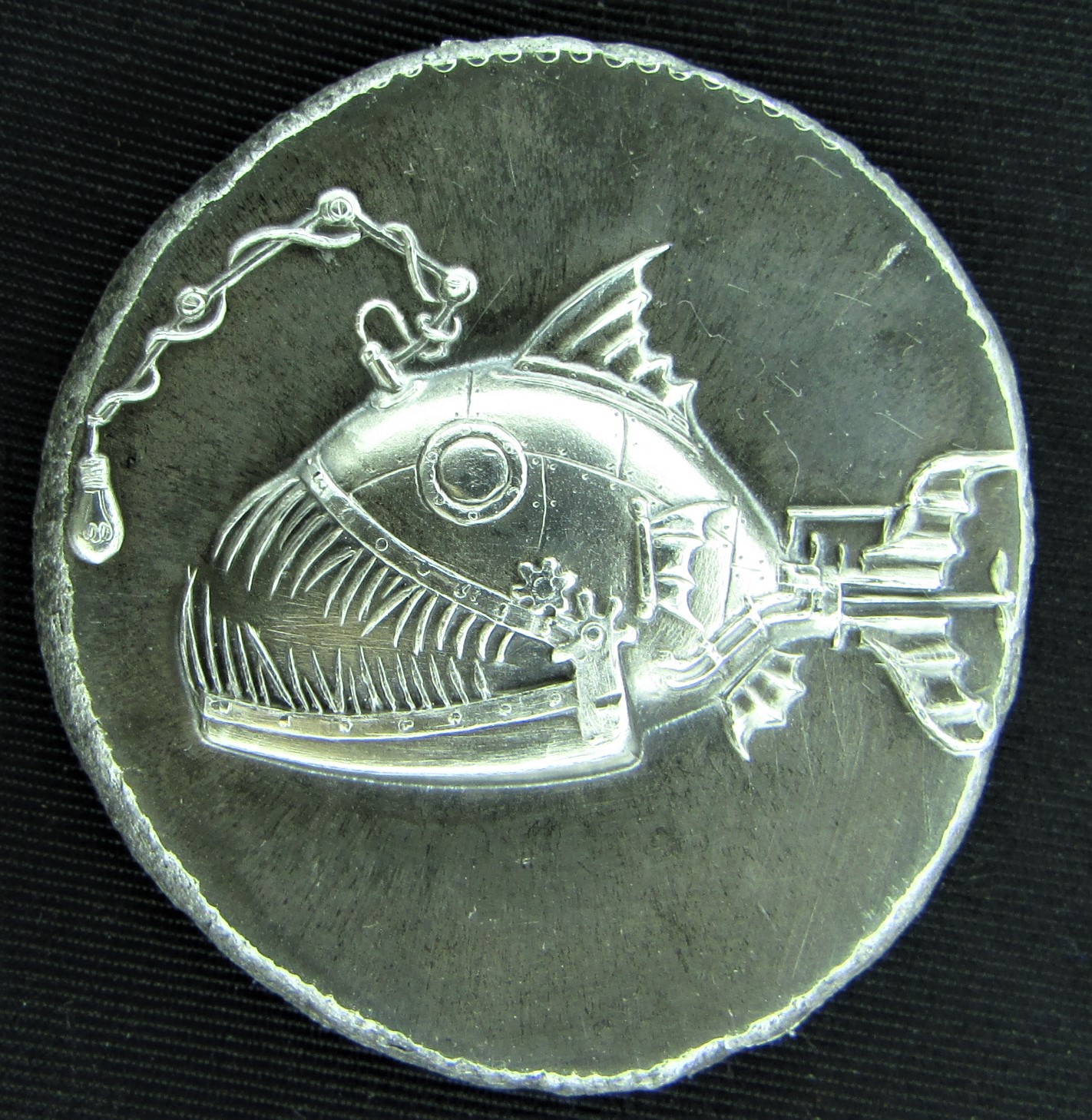Landis Studios - 2020 Steampunk Anglerfish - obverse.JPG