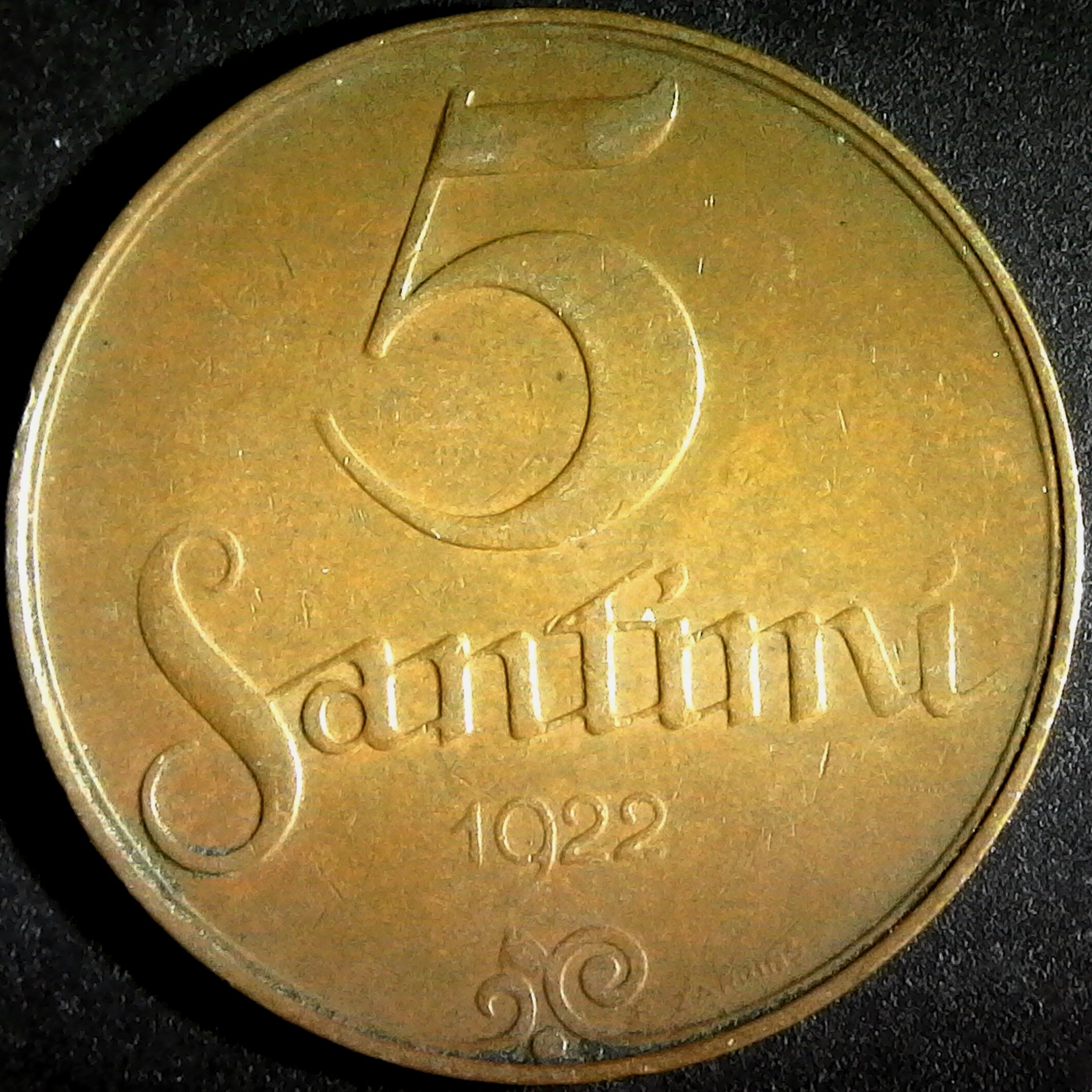 Latvia 5 Santimi 1922 rev.jpg
