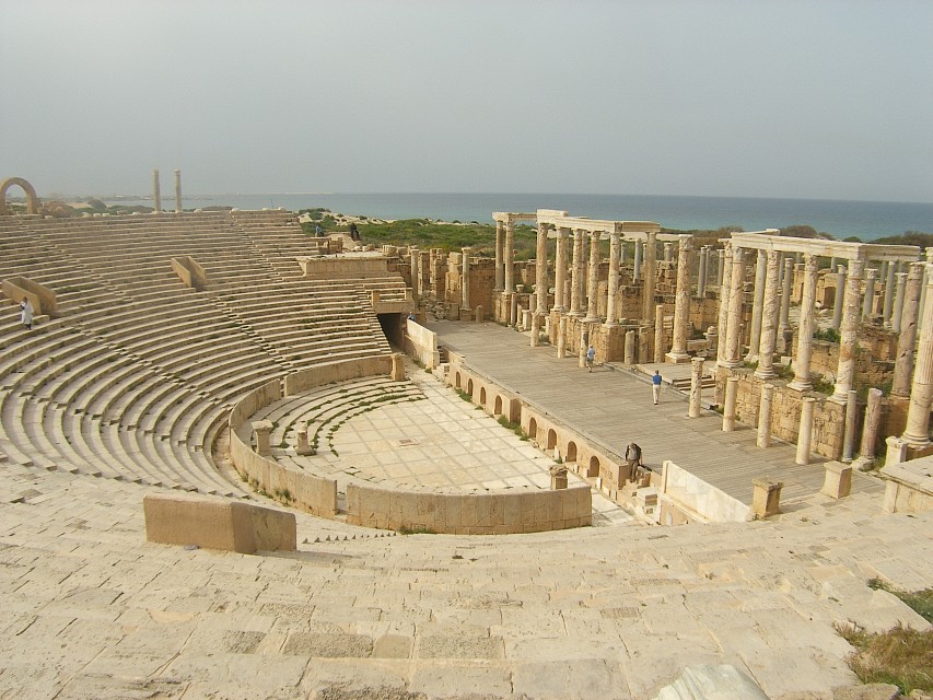 Leptis.Magna. Theater.jpg