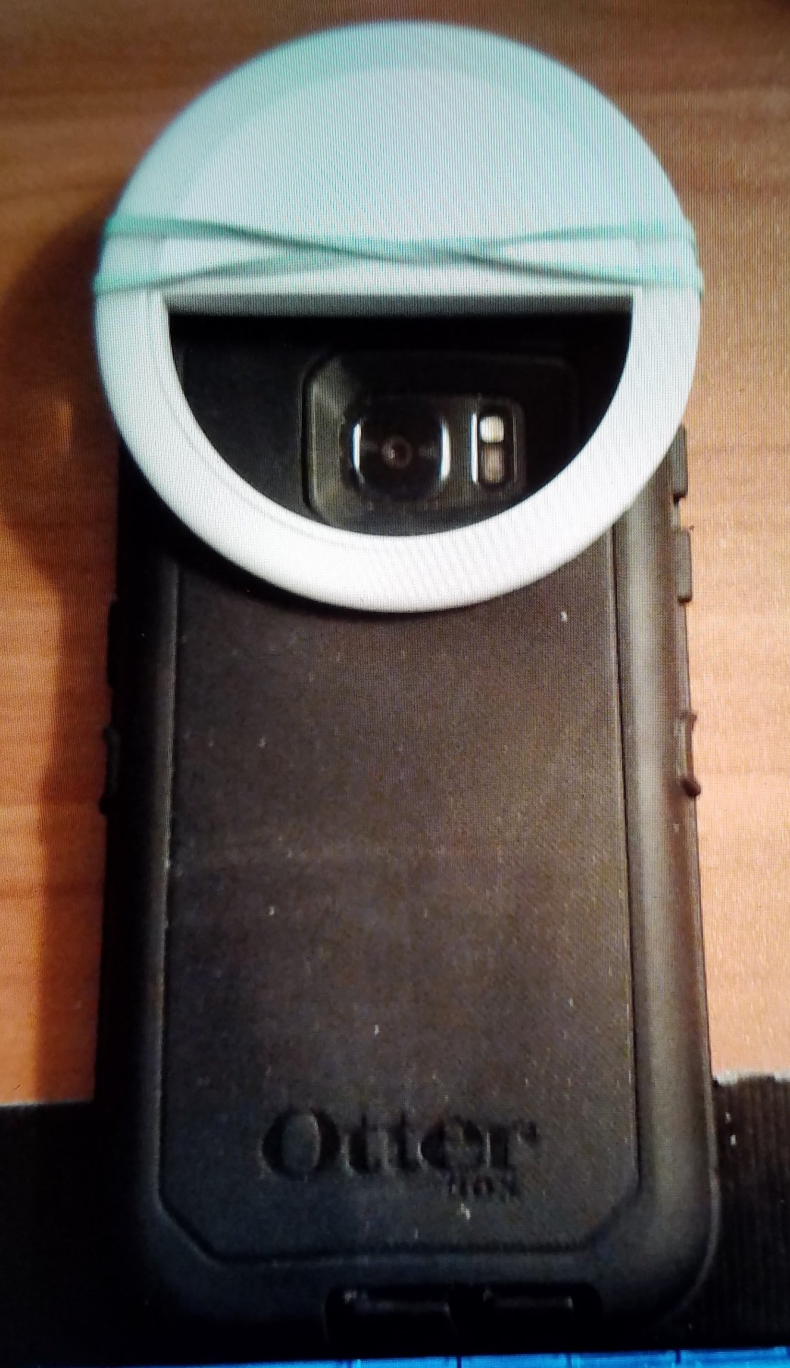 light clip b.jpg