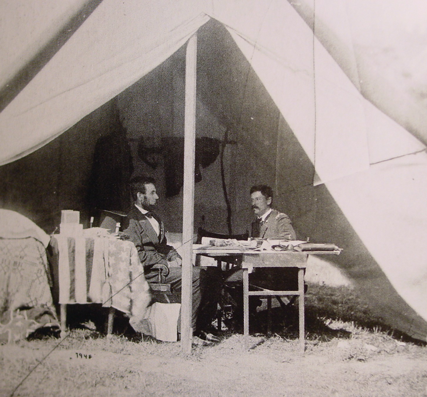 Lincoln & McClellan.jpg