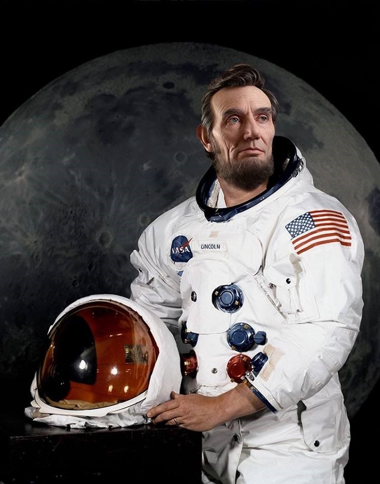 lincoln.president.day_.america.usa_.astronaut.jpg