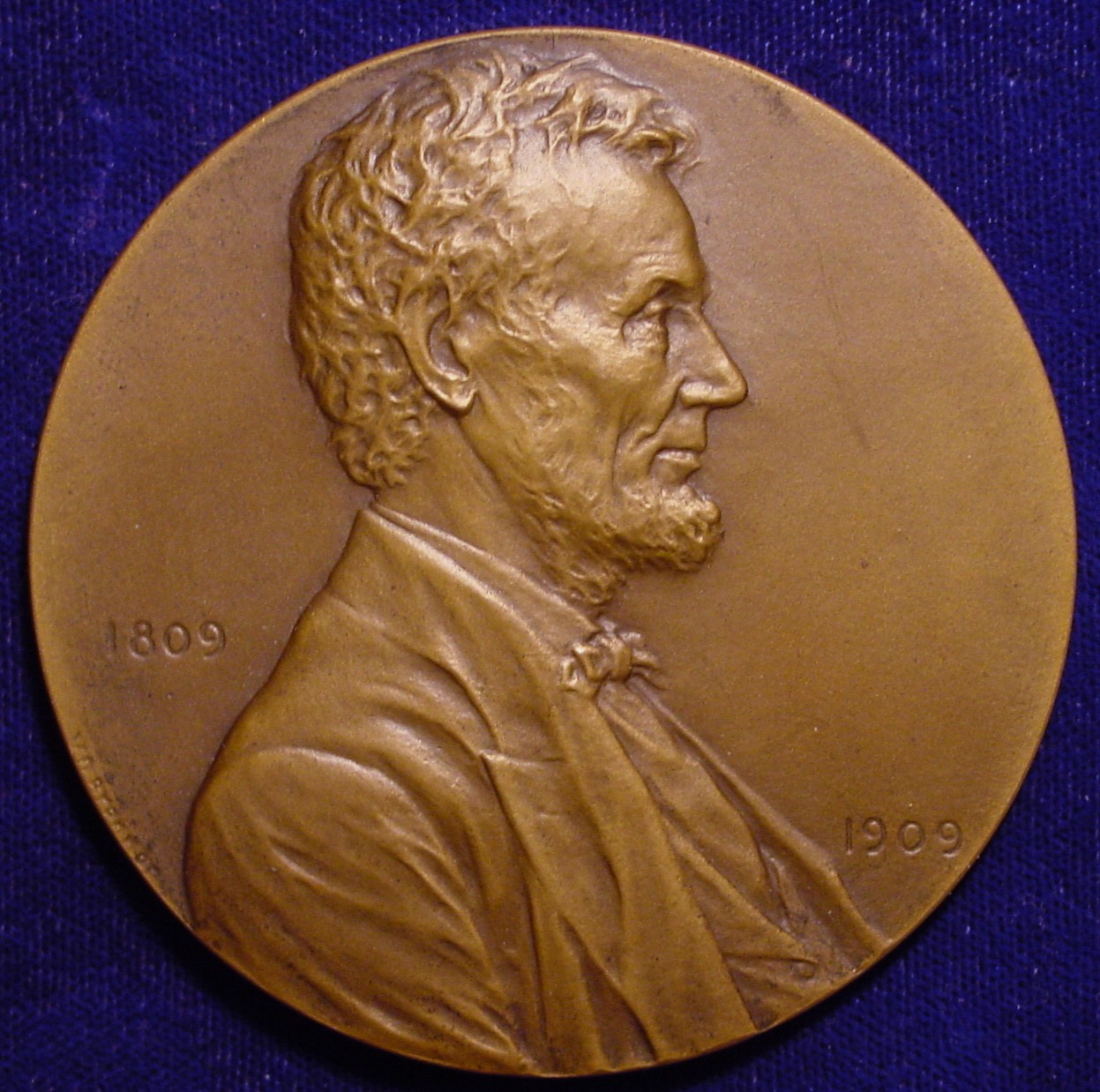 Lincoln VDB Med O.jpg