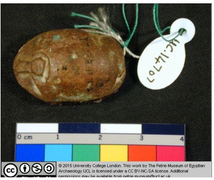 Lion & Sun disk scarab Petrie Museum UCL 14707 top side.jpg