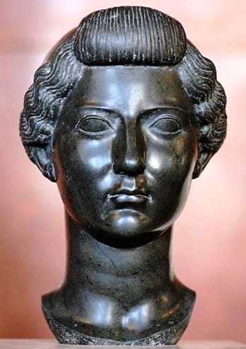 livia1.jpg