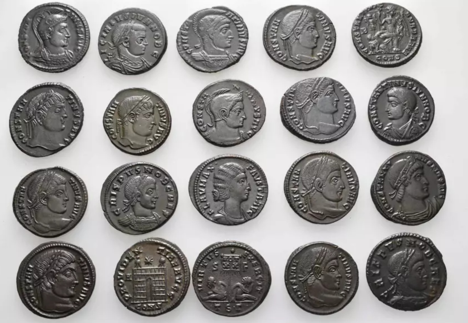 Lot_ 4588 - A lot containing 20 bronze coins - Web Auction 34 - Leu N_ - www.sixbid.com.jpg