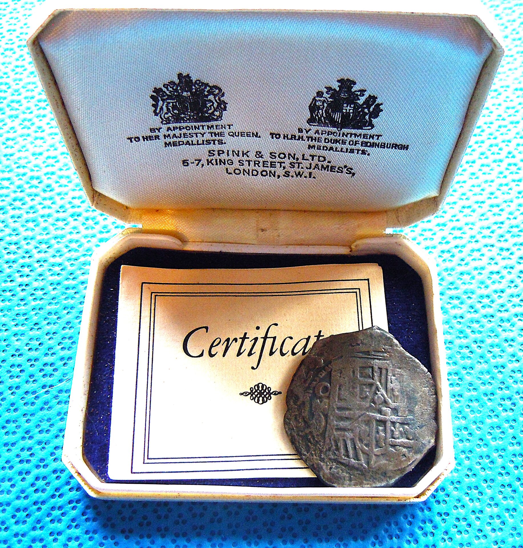 Lucayan insider box.JPG