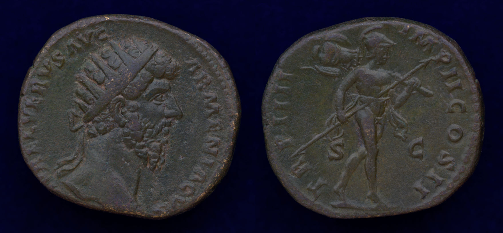 Lucius Verus Dupondius 1382.jpg