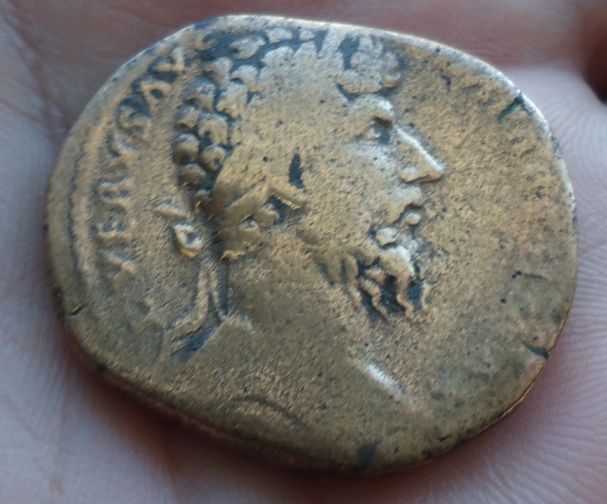 lucius verus sest d.JPG