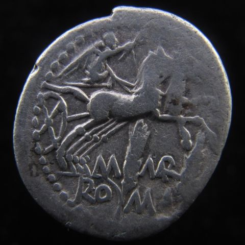 M.MARCIUS Craw. Rome 245-1 (R)a.jpg
