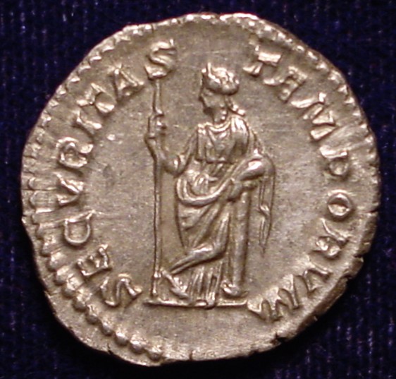 Macrinus Den R.jpg